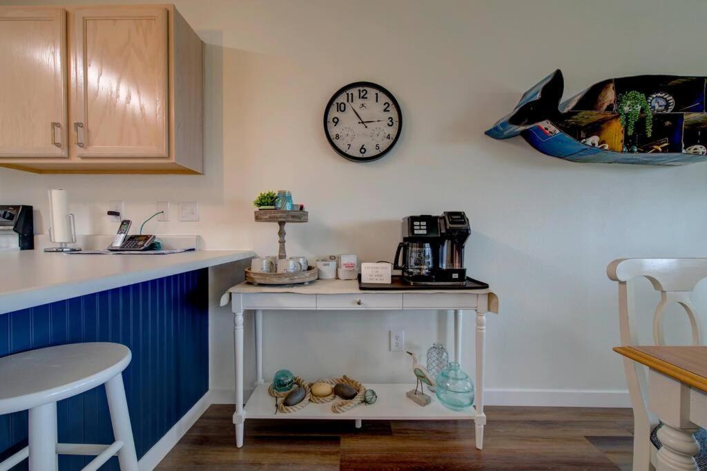 Beach Please-Updated Home With Ocean Views Long Beach Luaran gambar