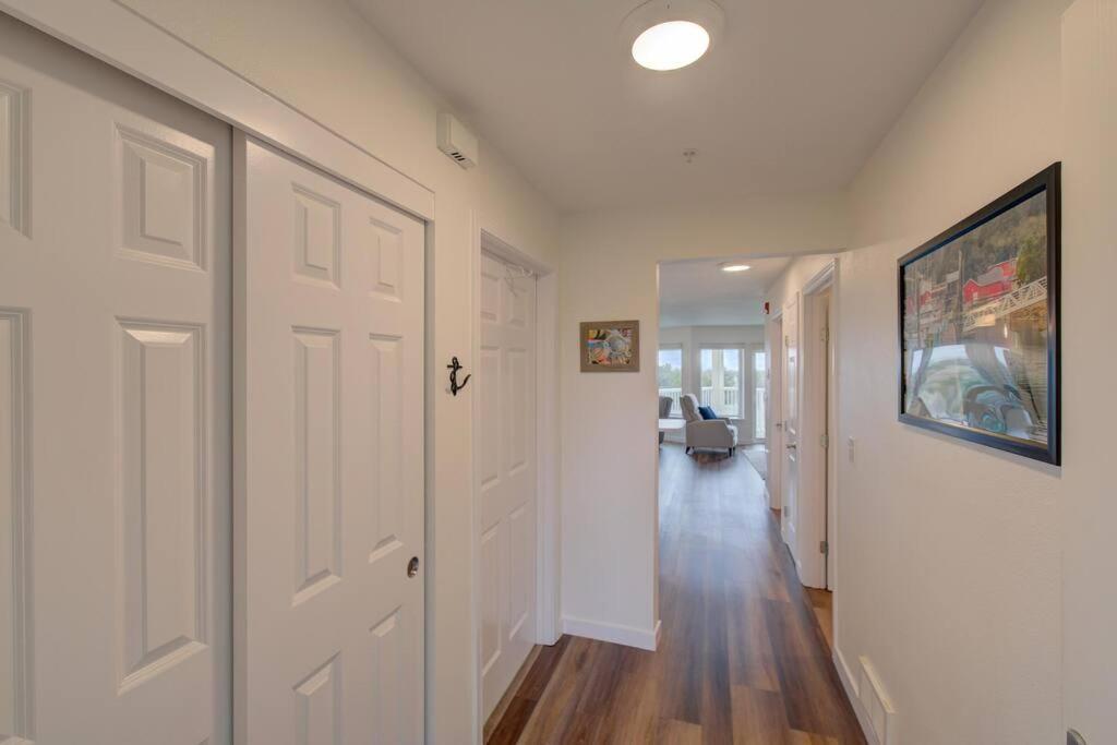 Beach Please-Updated Home With Ocean Views Long Beach Luaran gambar